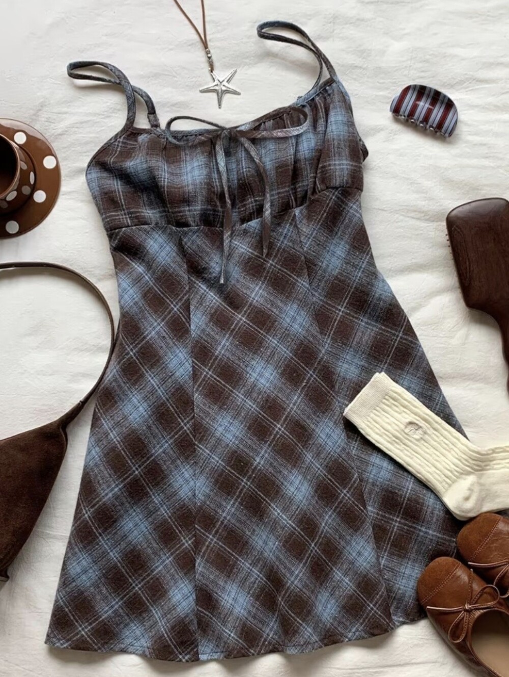 Women'S Brown Blue Plaid Spaghetti Strap Mini Dress, Bow Detail And A-Line Fit - Picture 2 of 6